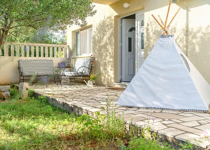 Charming Garden Kate * Vodice